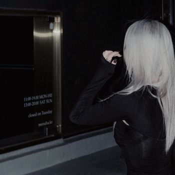 KURO - sandcastle (Explicit)