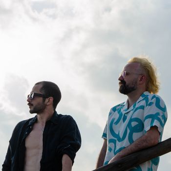Lost Muchachos - Paint The Sky