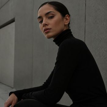 Elya - Blacklist