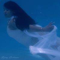 Benita - Kissing Underwater
