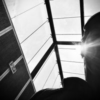 VAUX - Find Out